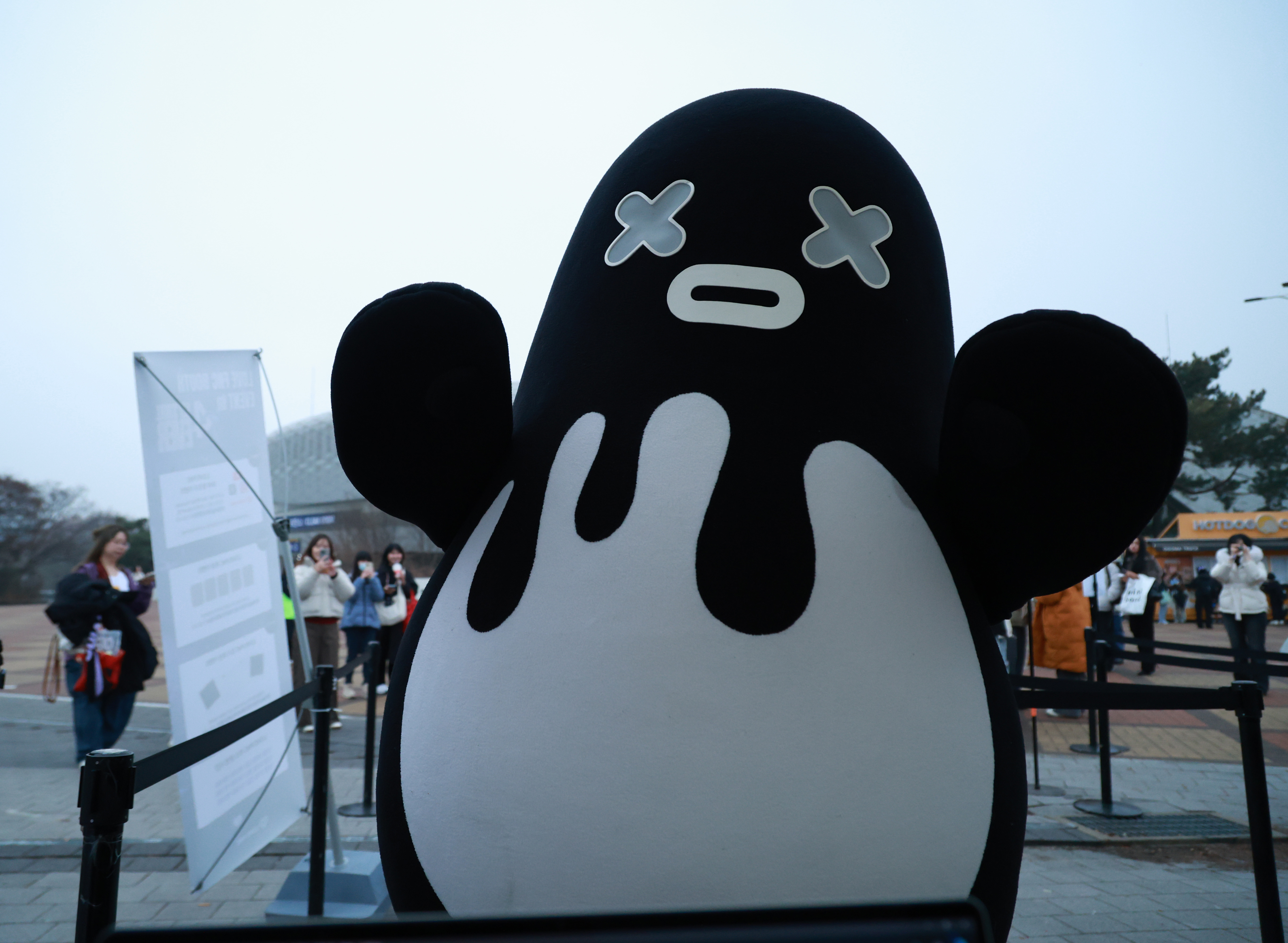 2025 N.Flying LIVE '&CON4 ENCORE : Let's Roll &4EVER' 캠페인 부스